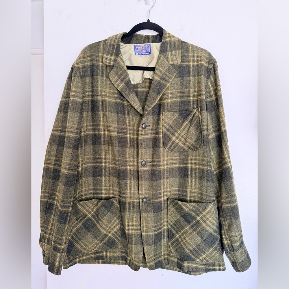 Pendleton Vintage Men’s 100% Virgin Wool Plaid Shirt Jacket  60’s-70’s.  Size M
